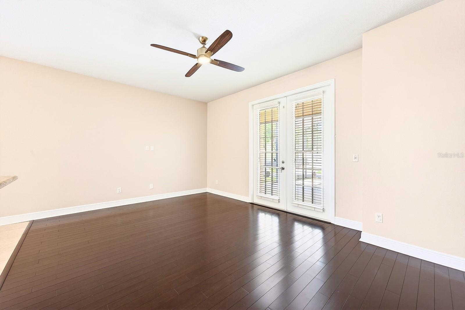 Image 12 of 34 For 918 Seburn Road