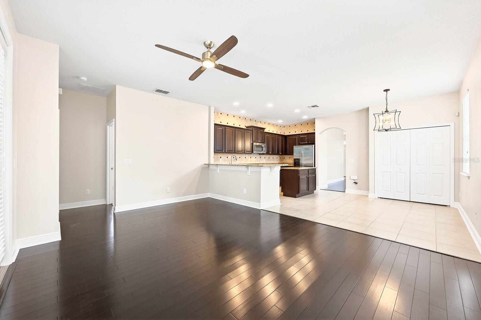 Image 13 of 34 For 918 Seburn Road