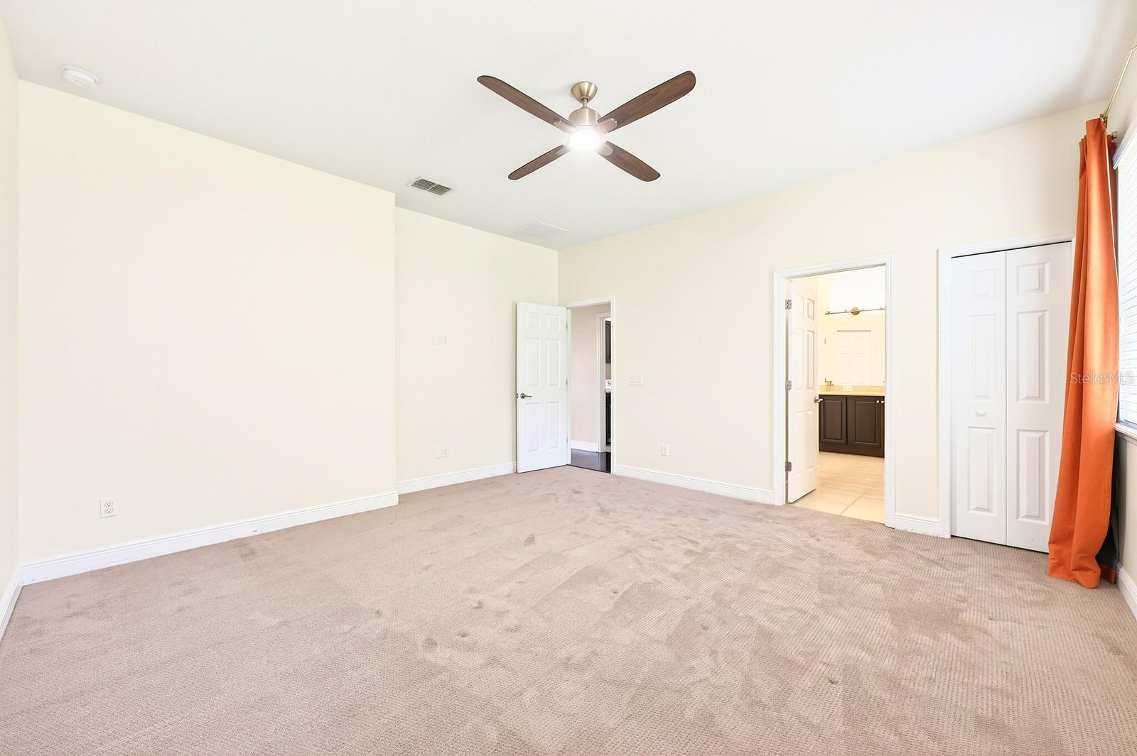 Image 15 of 34 For 918 Seburn Road