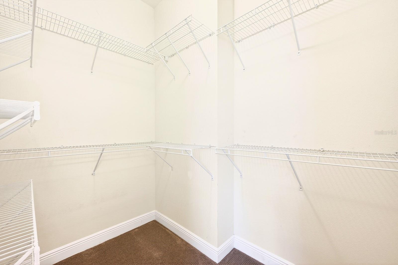 Image 18 of 34 For 918 Seburn Road