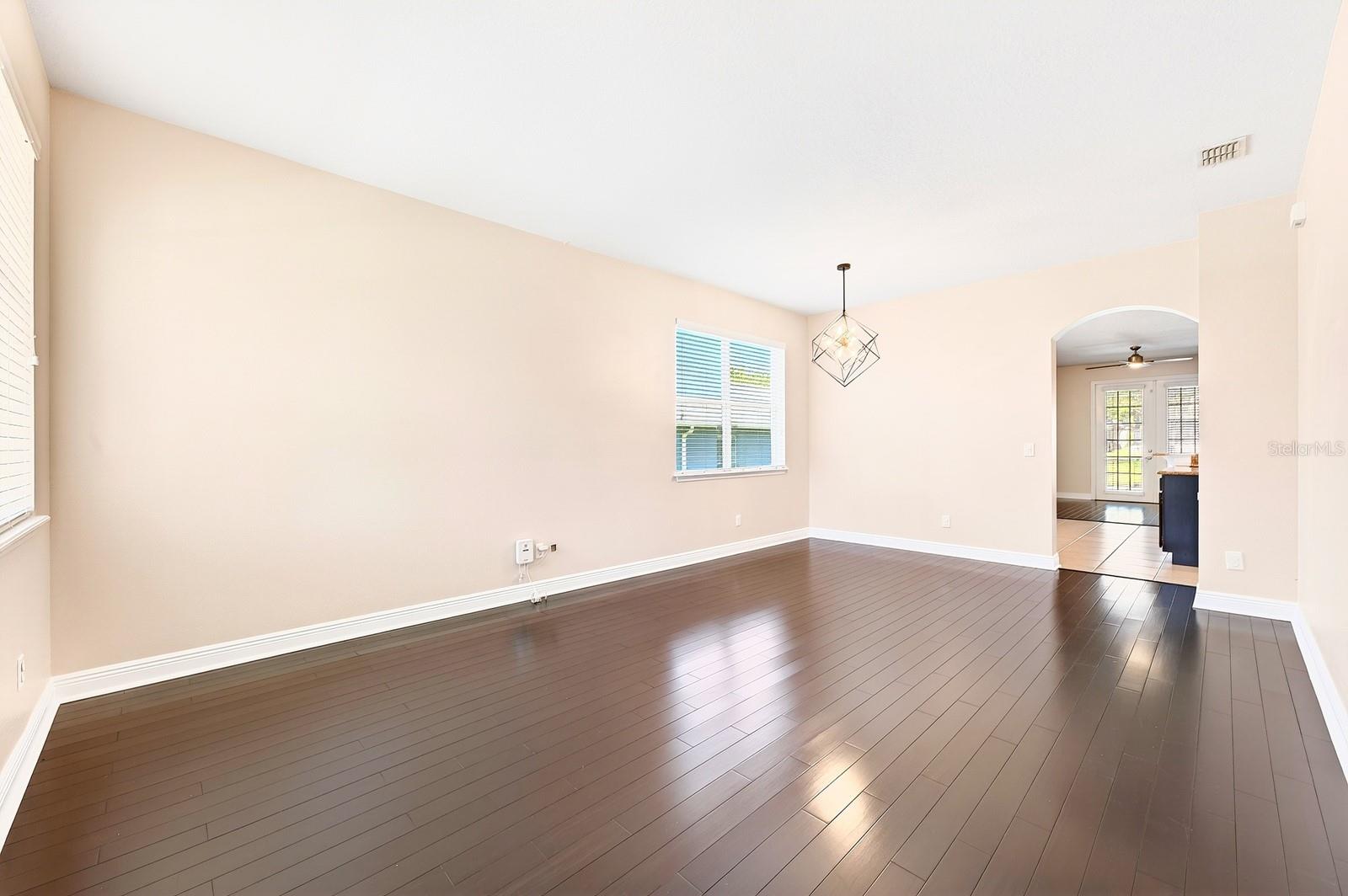 Image 30 of 34 For 918 Seburn Road