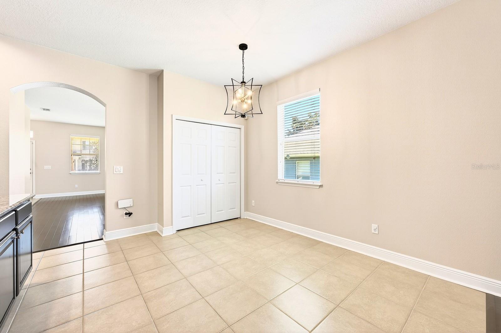 Image 31 of 34 For 918 Seburn Road