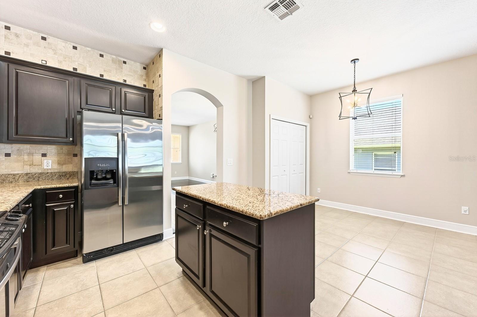 Image 9 of 34 For 918 Seburn Road