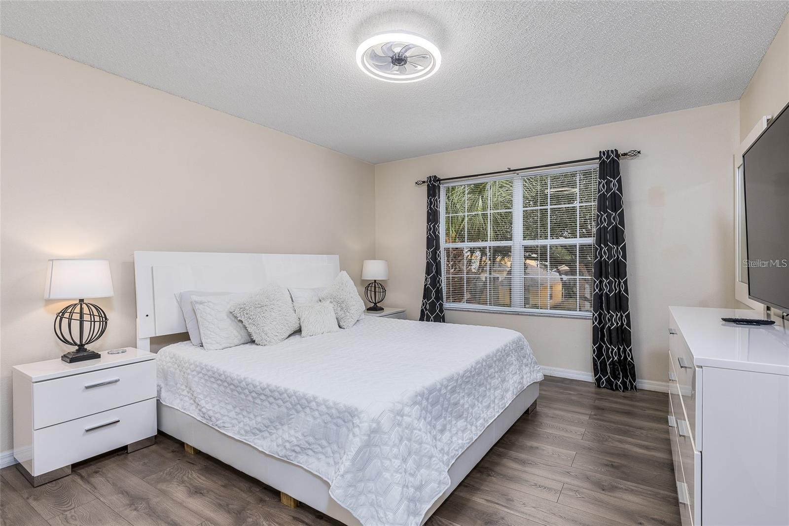 Image 12 of 25 For 2719 Lido Key Drive