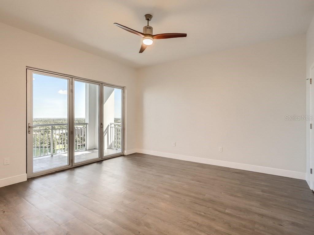 Image 17 of 40 For 415 Pine Street Ph