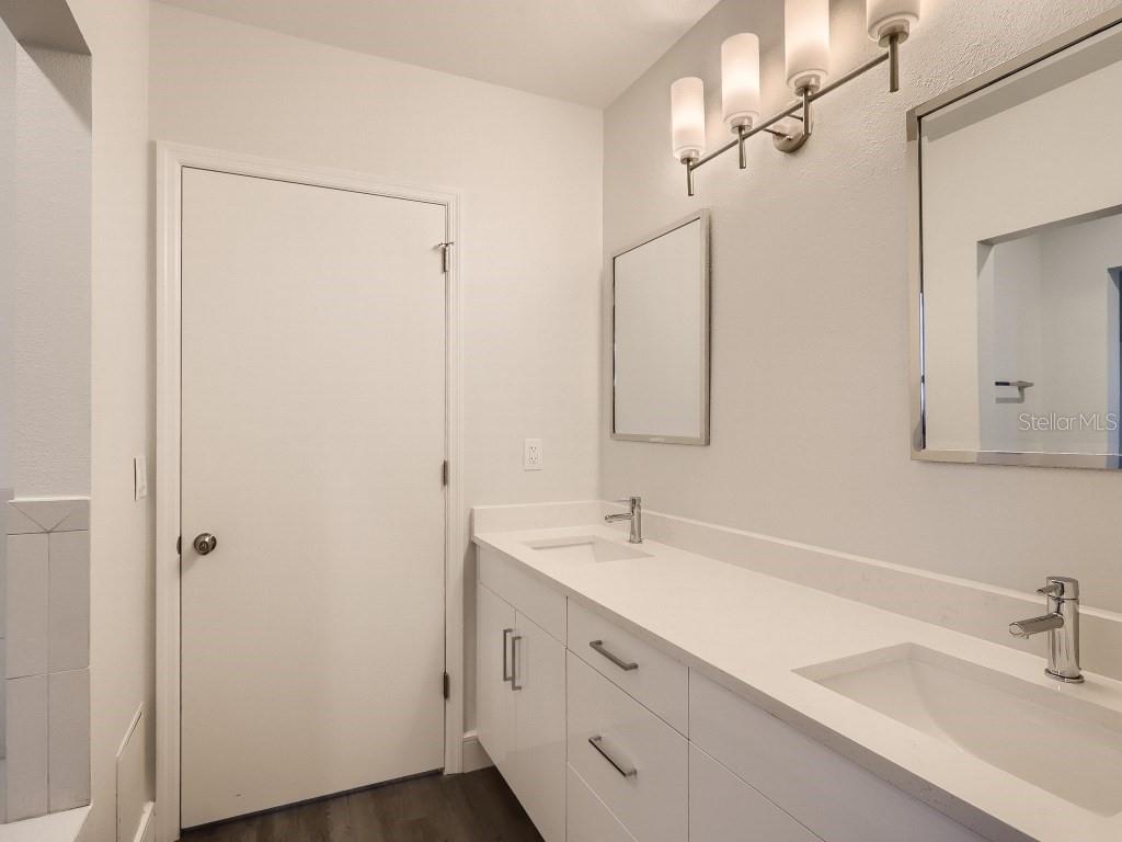 Image 21 of 40 For 415 Pine Street Ph