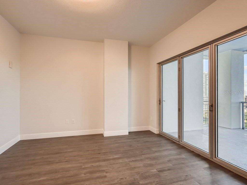 Image 25 of 40 For 415 Pine Street Ph