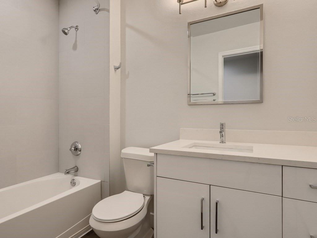 Image 27 of 40 For 415 Pine Street Ph