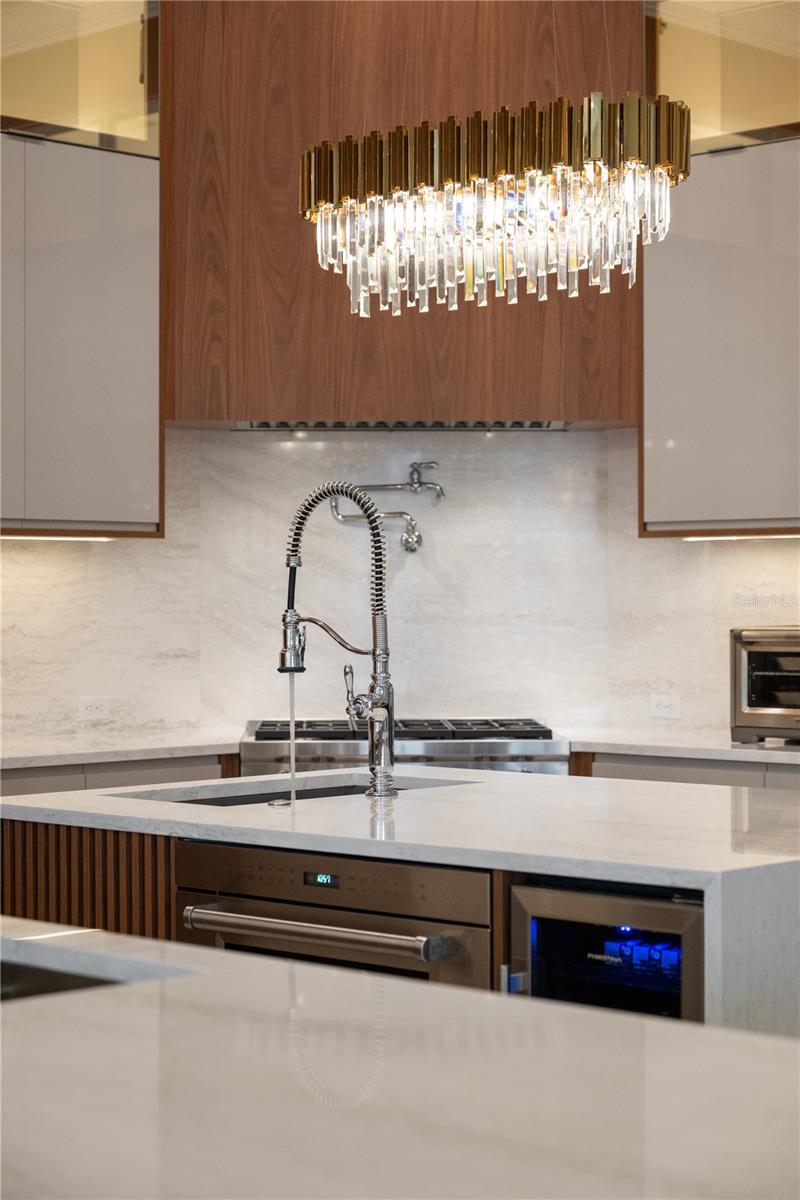 Image 13 of 71 For 6133 Hampshire Court