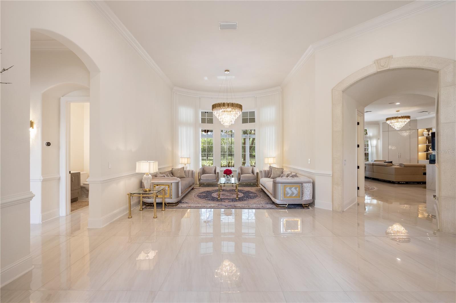 Image 2 of 71 For 6133 Hampshire Court