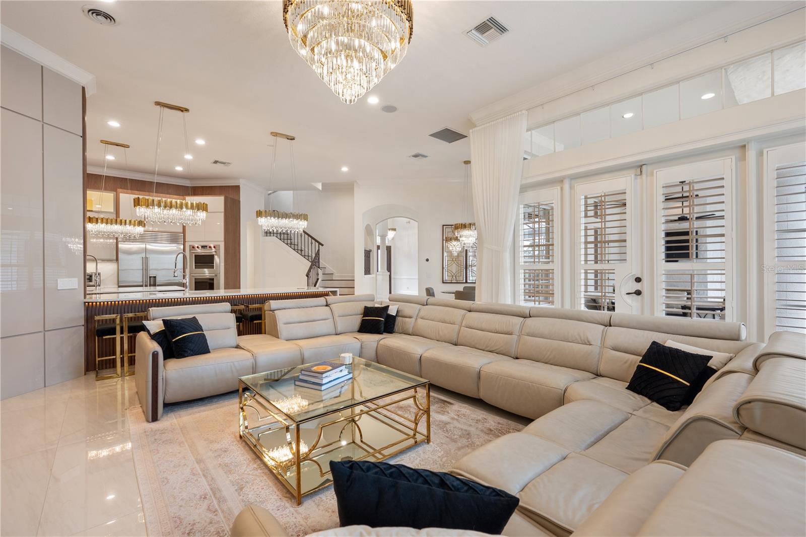 Image 22 of 71 For 6133 Hampshire Court