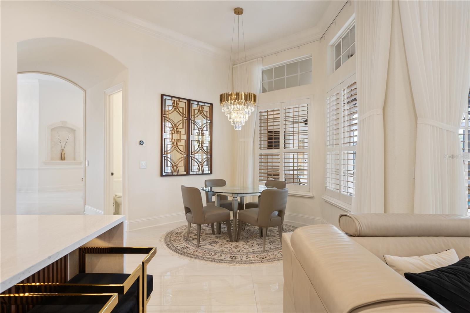 Image 23 of 71 For 6133 Hampshire Court