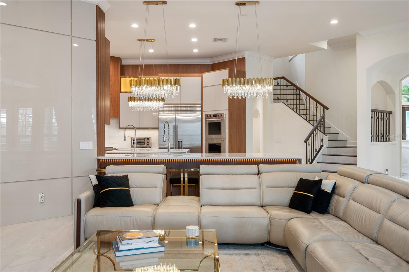 Image 25 of 71 For 6133 Hampshire Court