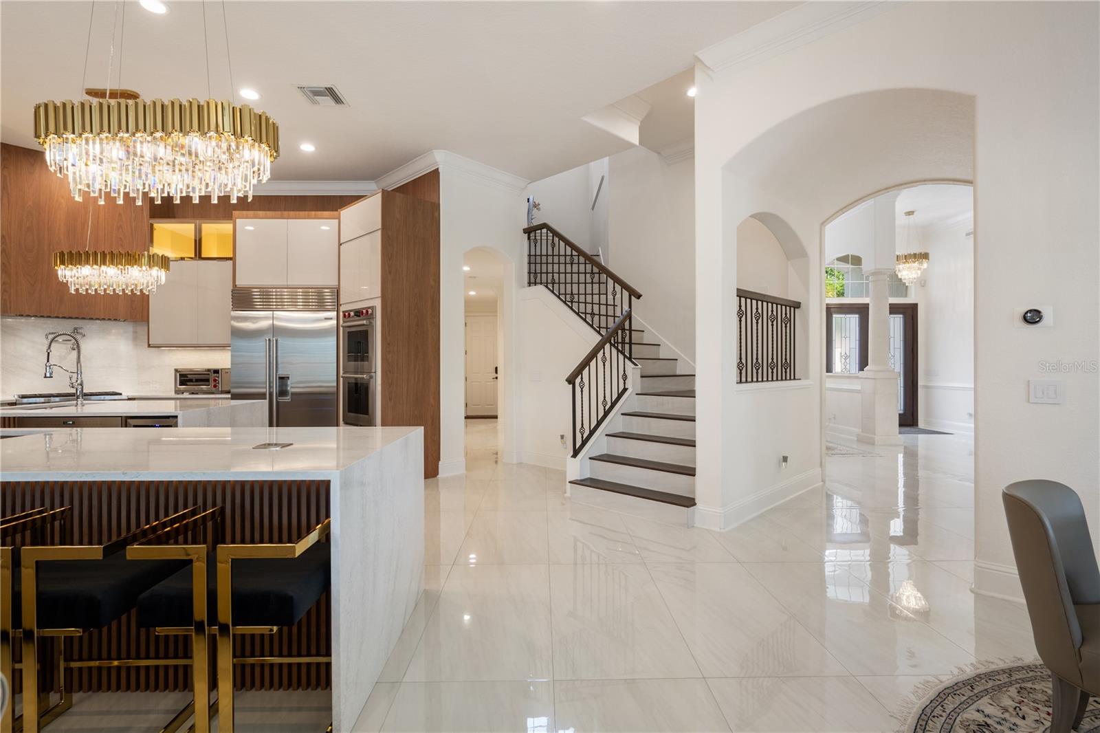 Image 26 of 71 For 6133 Hampshire Court