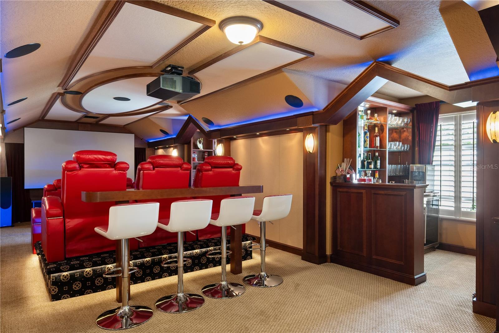 Image 28 of 71 For 6133 Hampshire Court