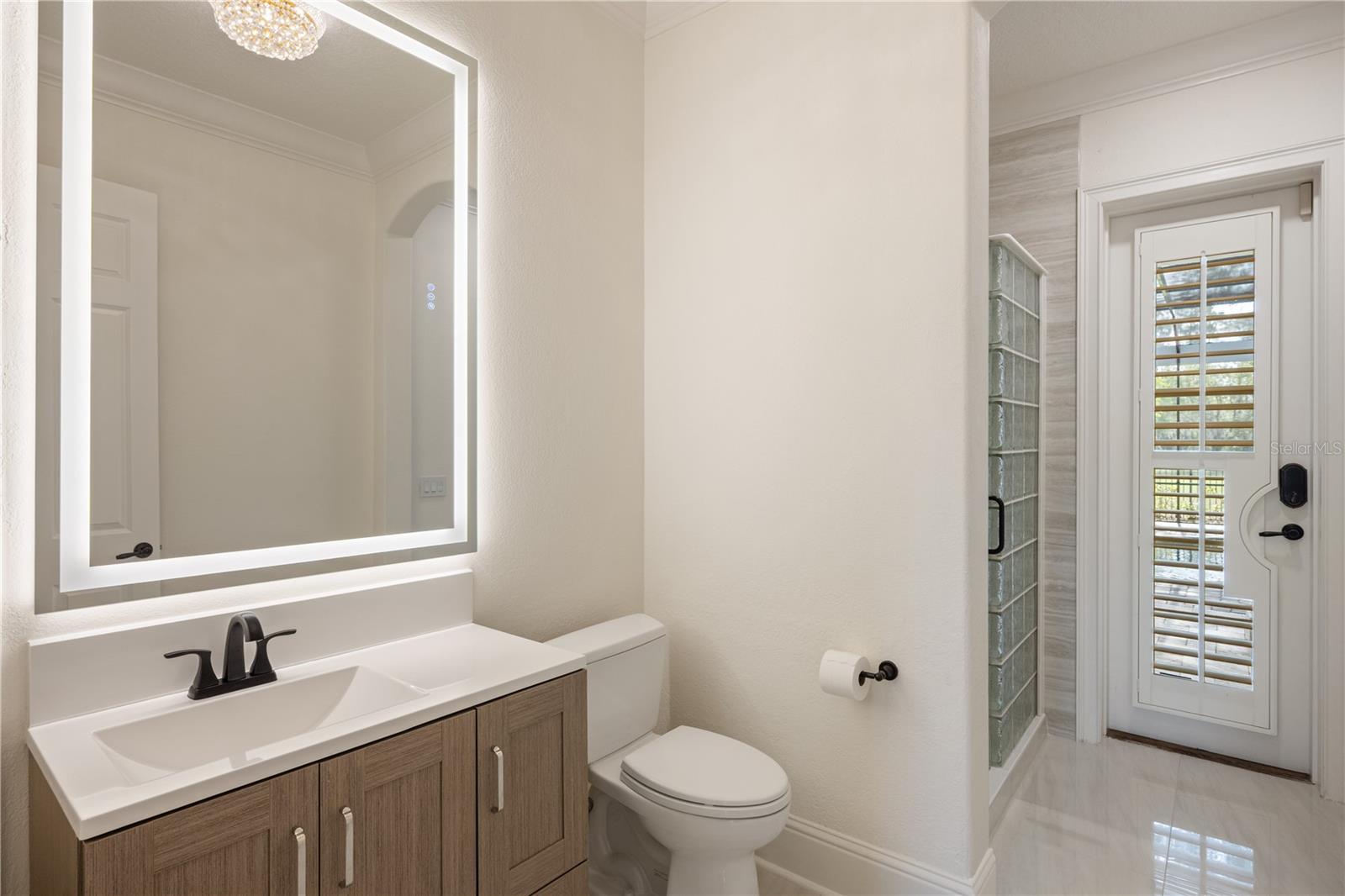 Image 33 of 71 For 6133 Hampshire Court