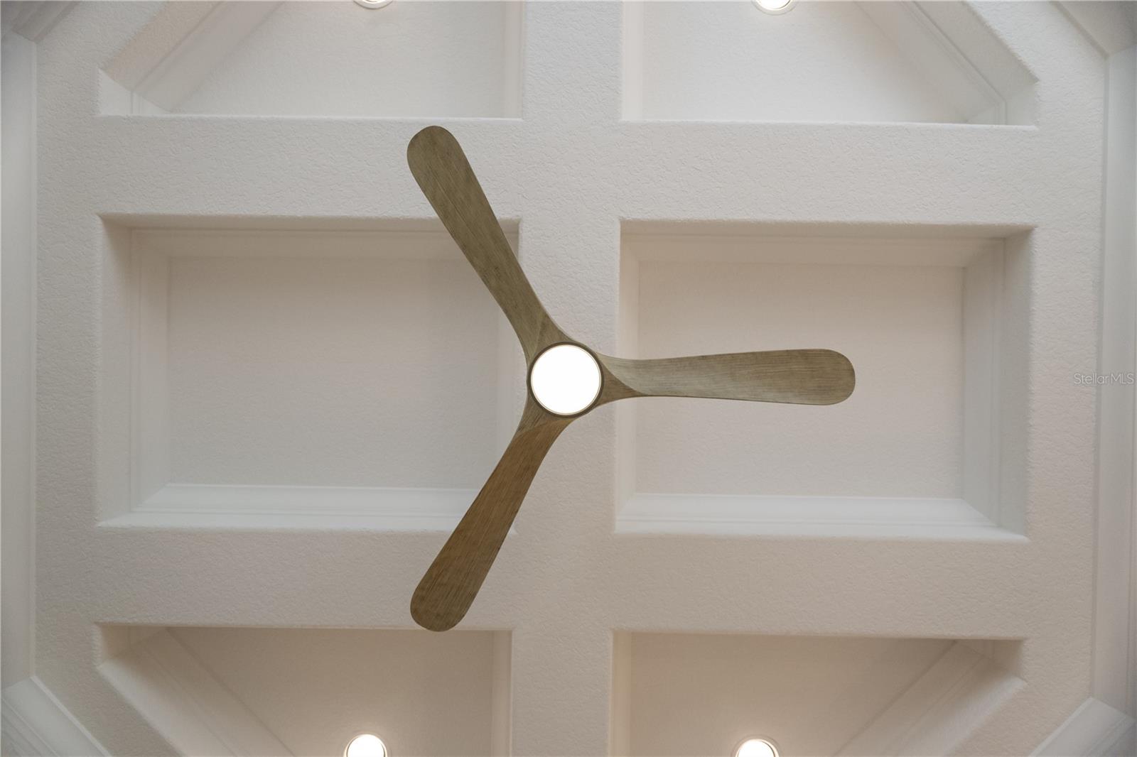 Image 36 of 71 For 6133 Hampshire Court