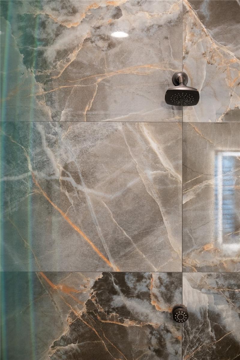 Image 42 of 71 For 6133 Hampshire Court