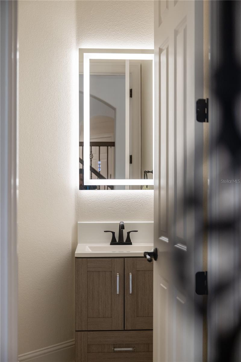 Image 46 of 71 For 6133 Hampshire Court