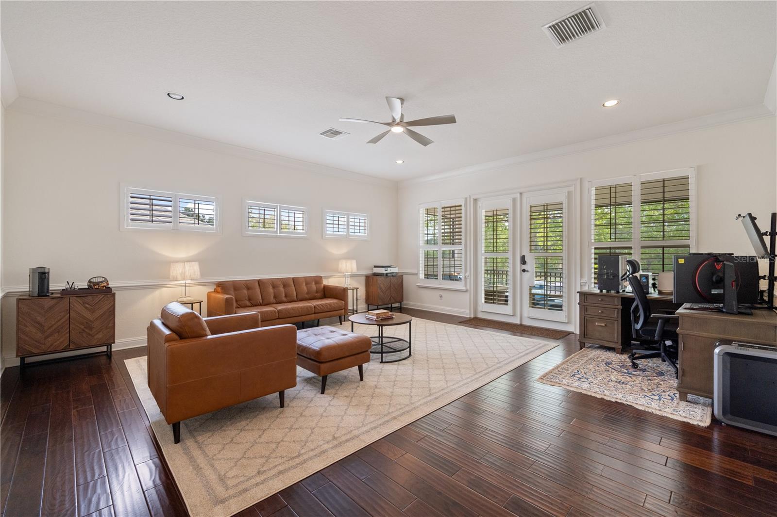 Image 49 of 71 For 6133 Hampshire Court