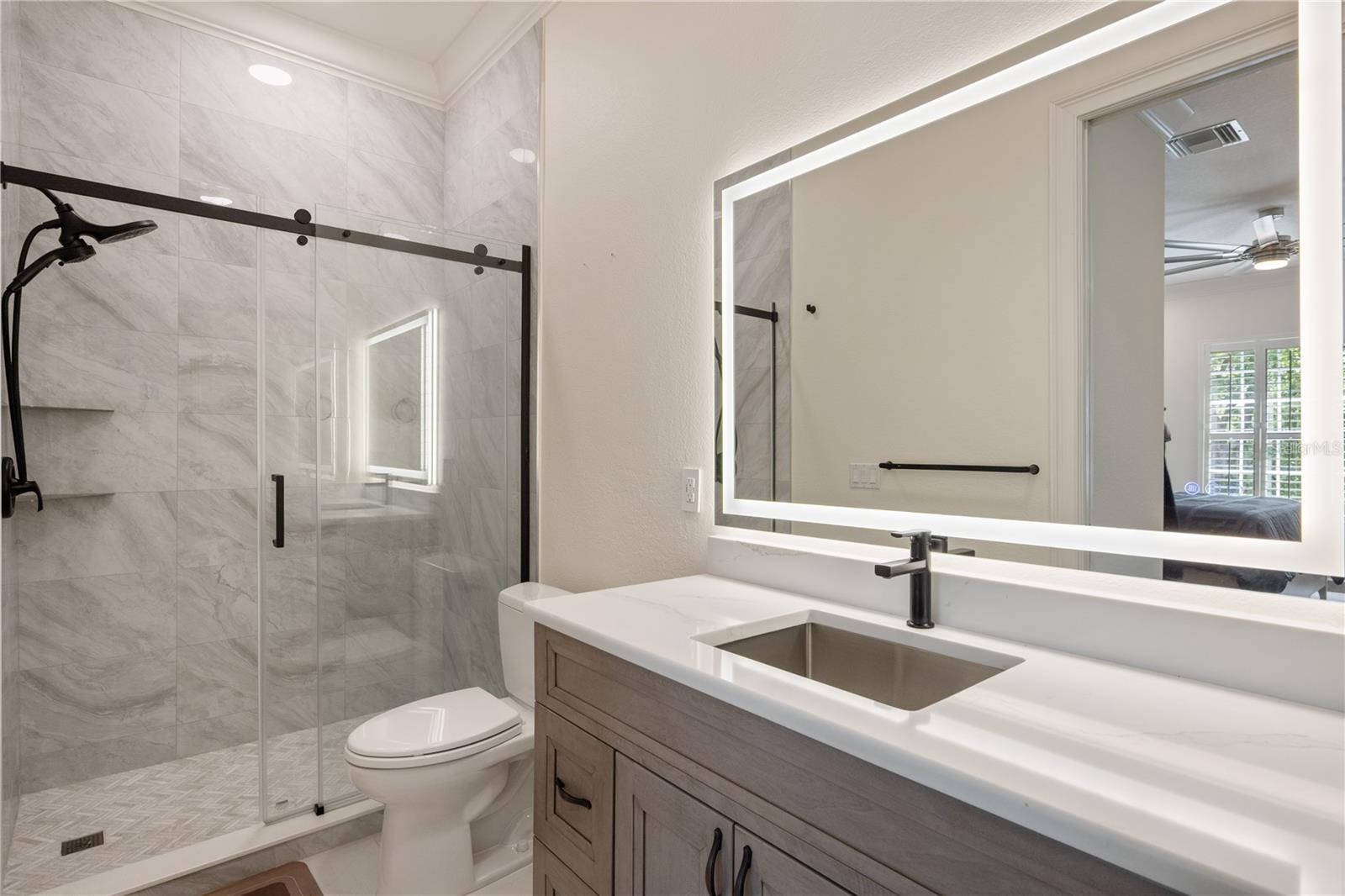 Image 52 of 71 For 6133 Hampshire Court