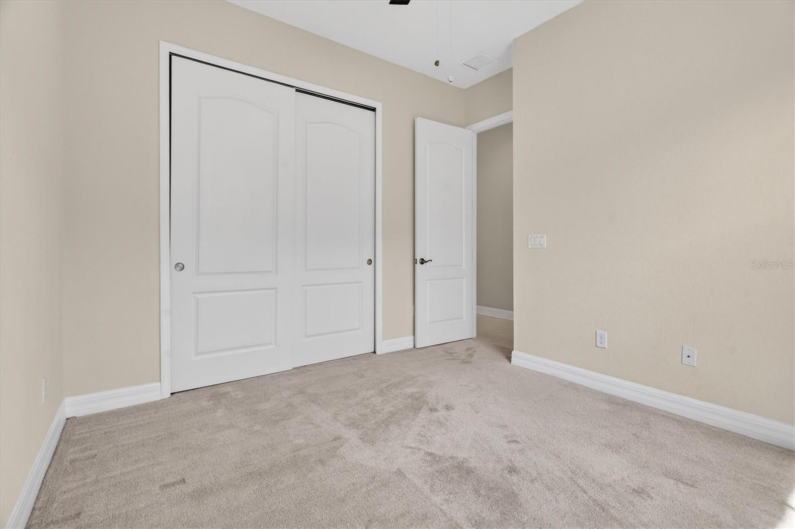 Image 15 of 39 For 10429 Stapeley Dr