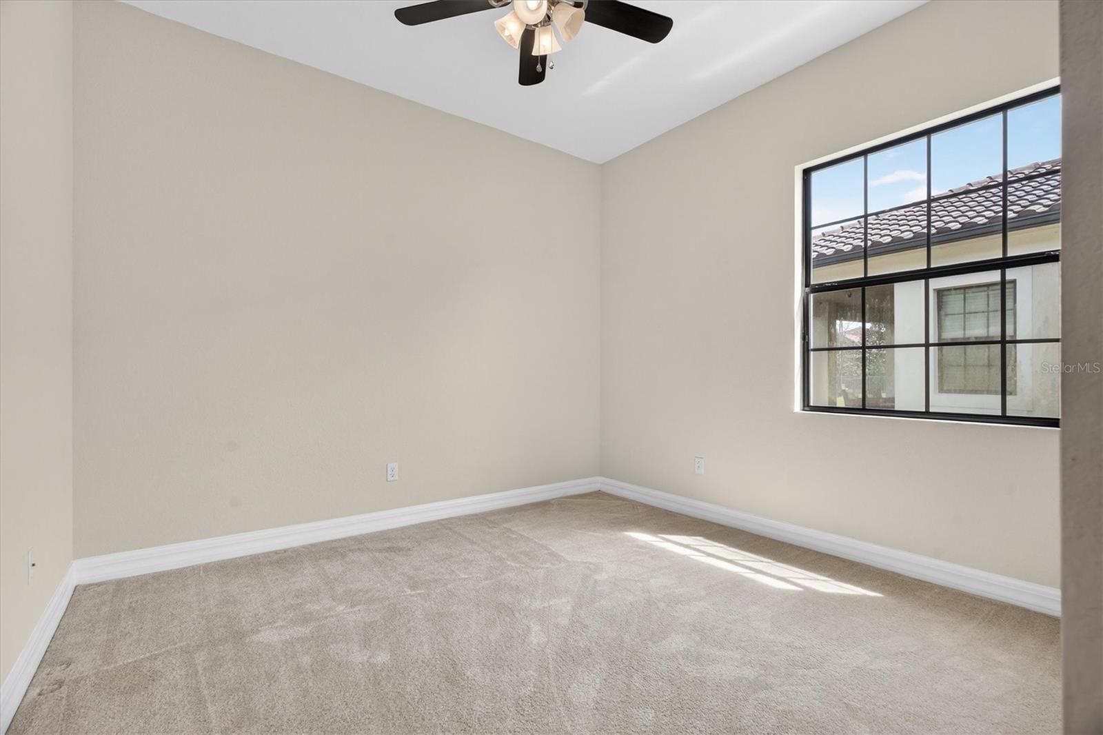 Image 17 of 39 For 10429 Stapeley Dr