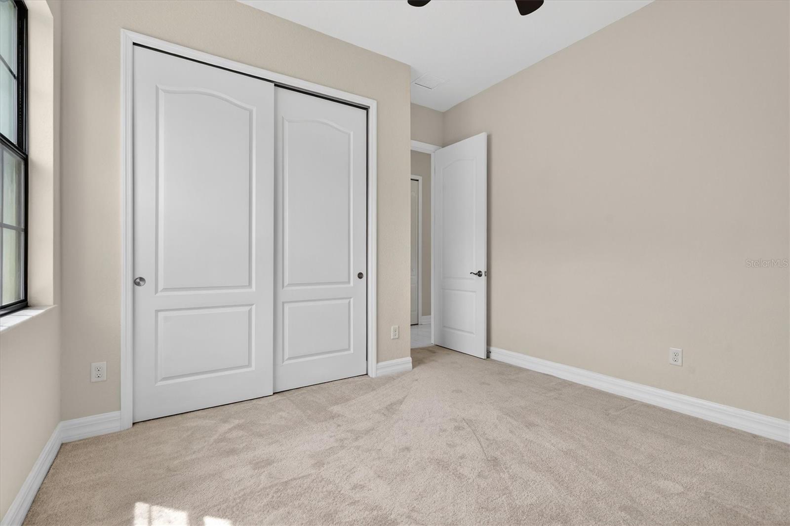 Image 18 of 39 For 10429 Stapeley Dr