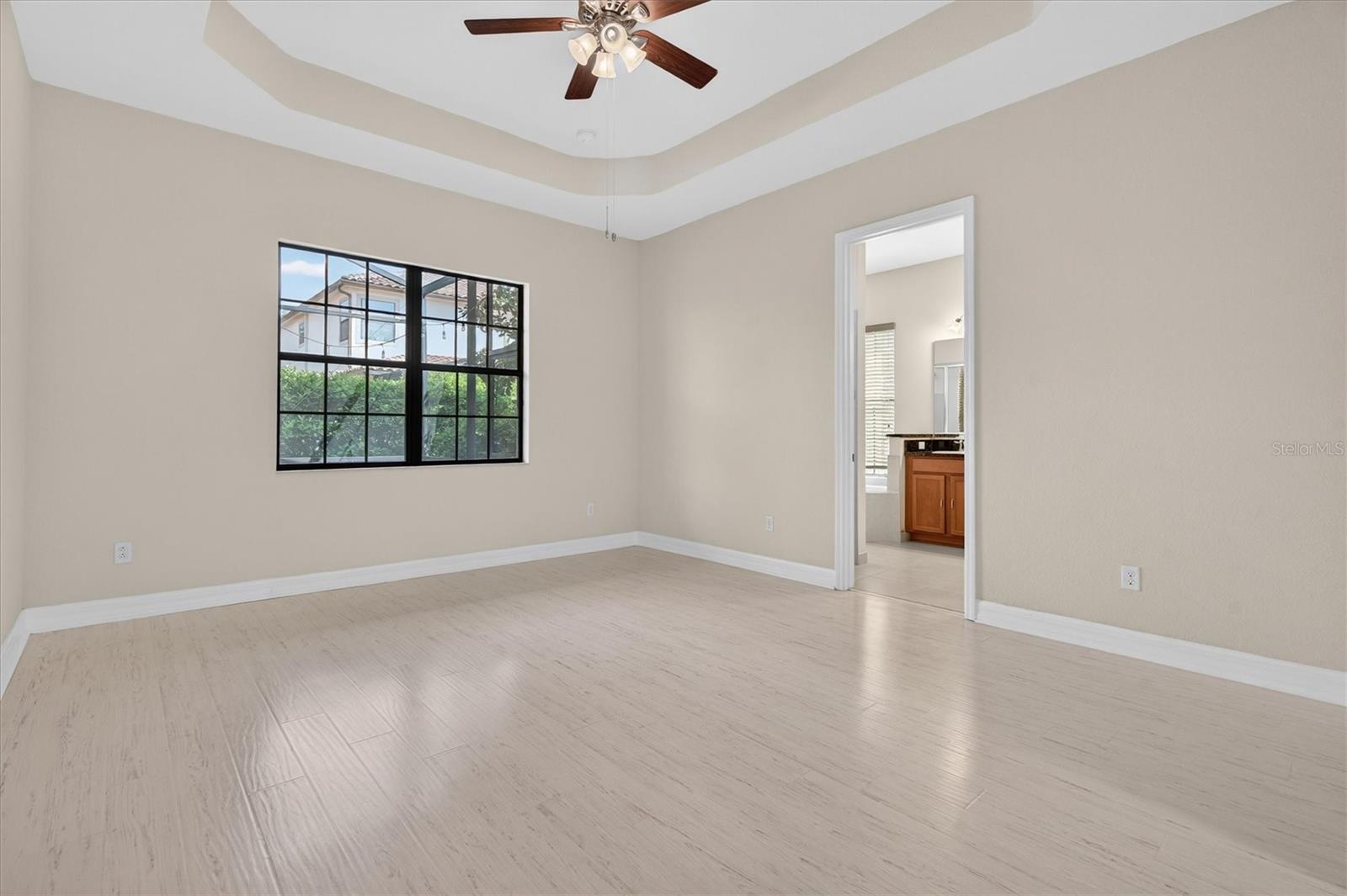 Image 26 of 39 For 10429 Stapeley Dr