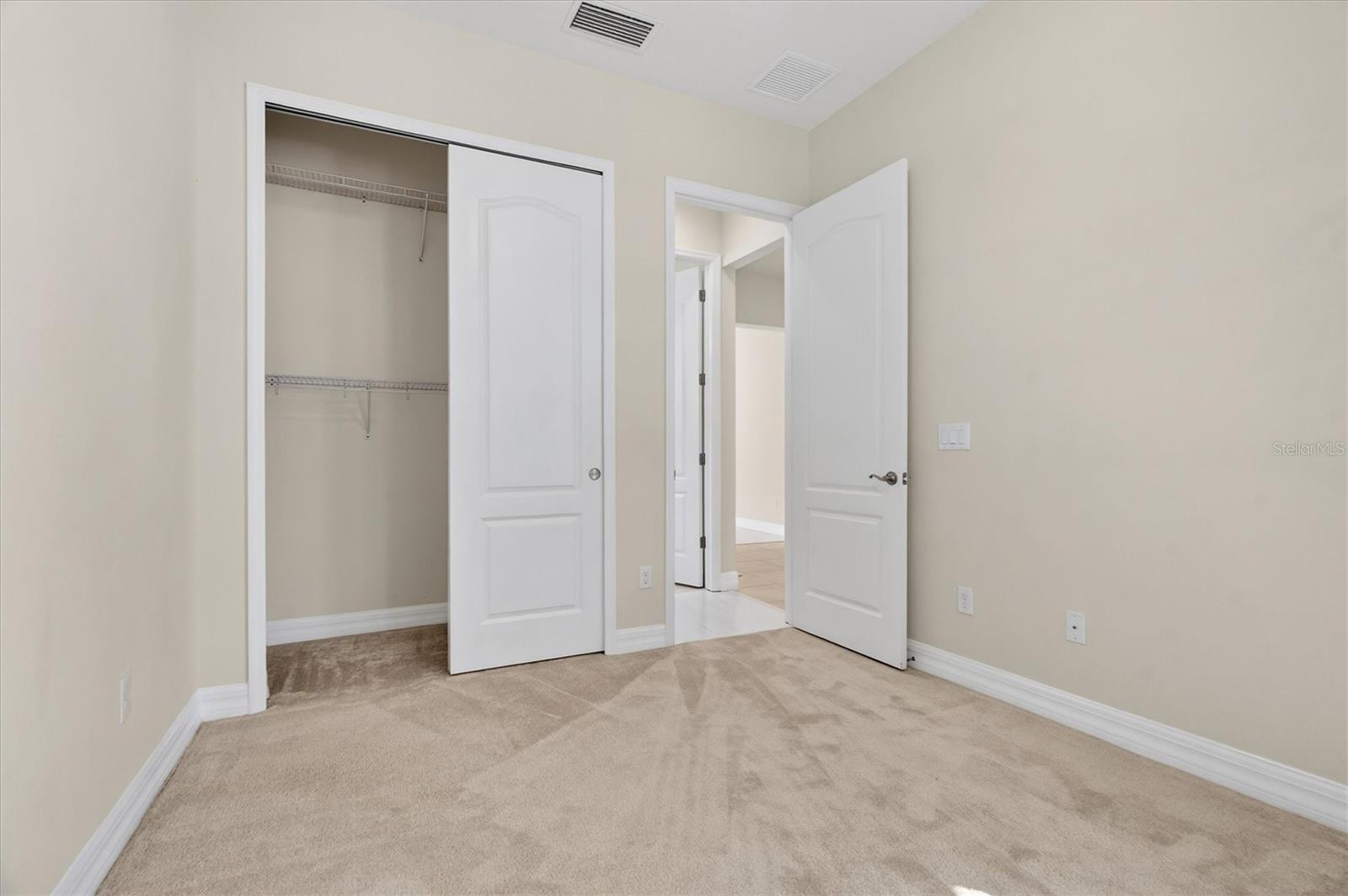 Image 9 of 39 For 10429 Stapeley Dr