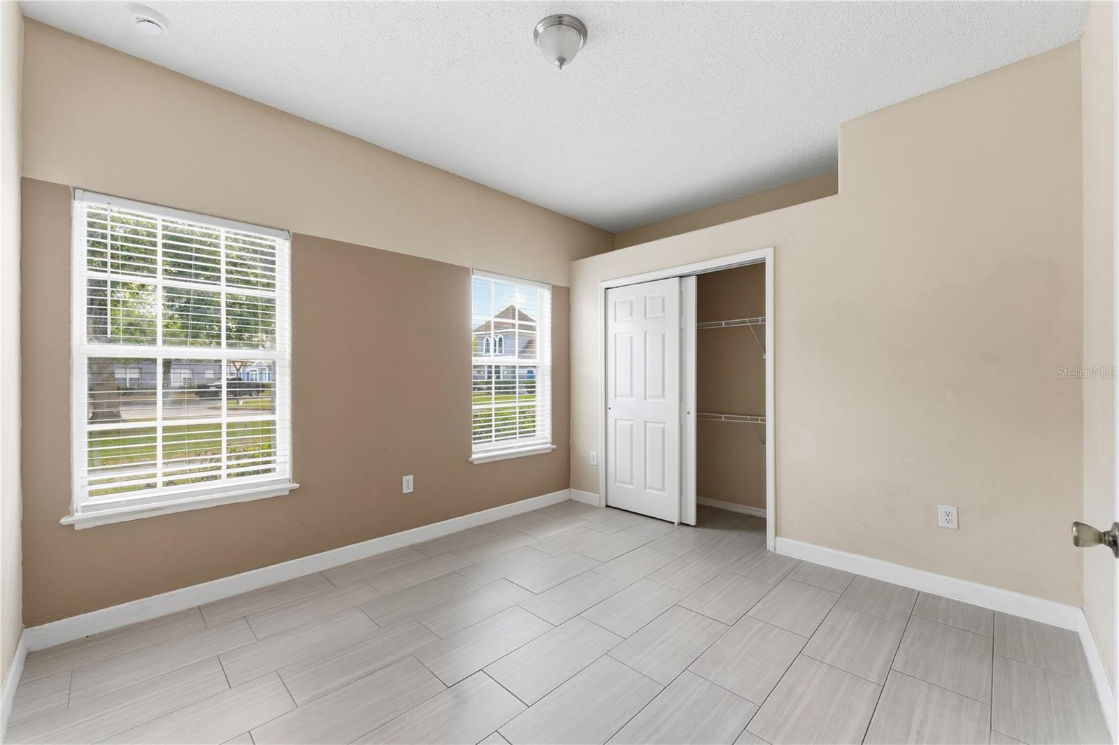 Image 14 of 29 For 2047 Island Brook Lane