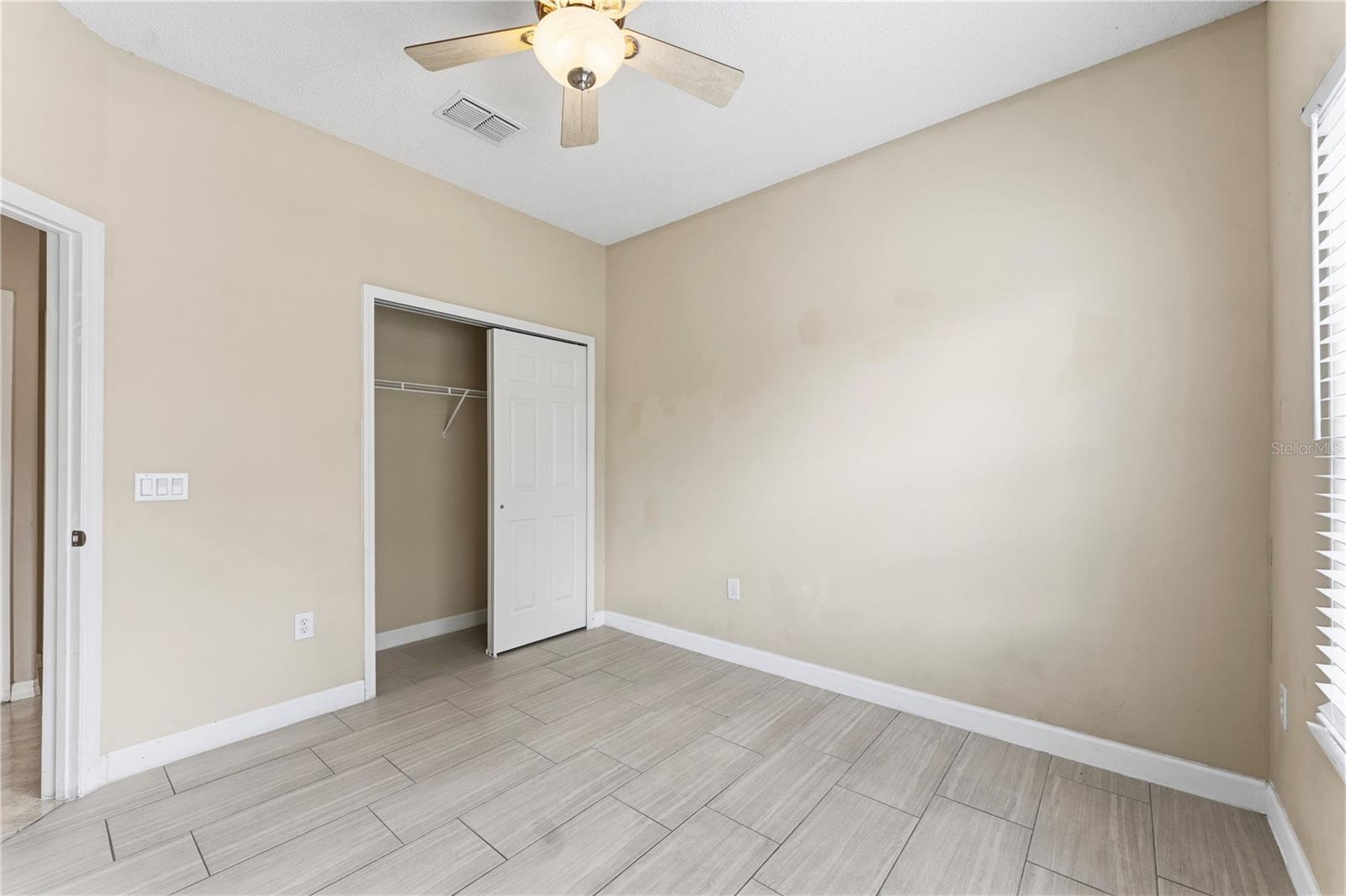 Image 17 of 29 For 2047 Island Brook Lane