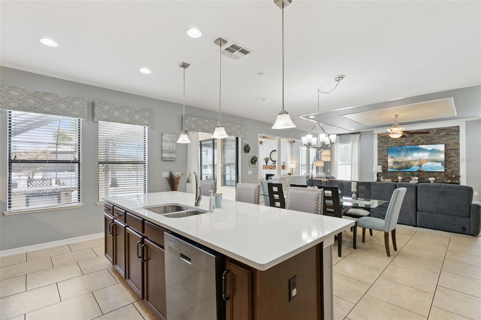 Image 16 of 57 For 4293 Bugle Street