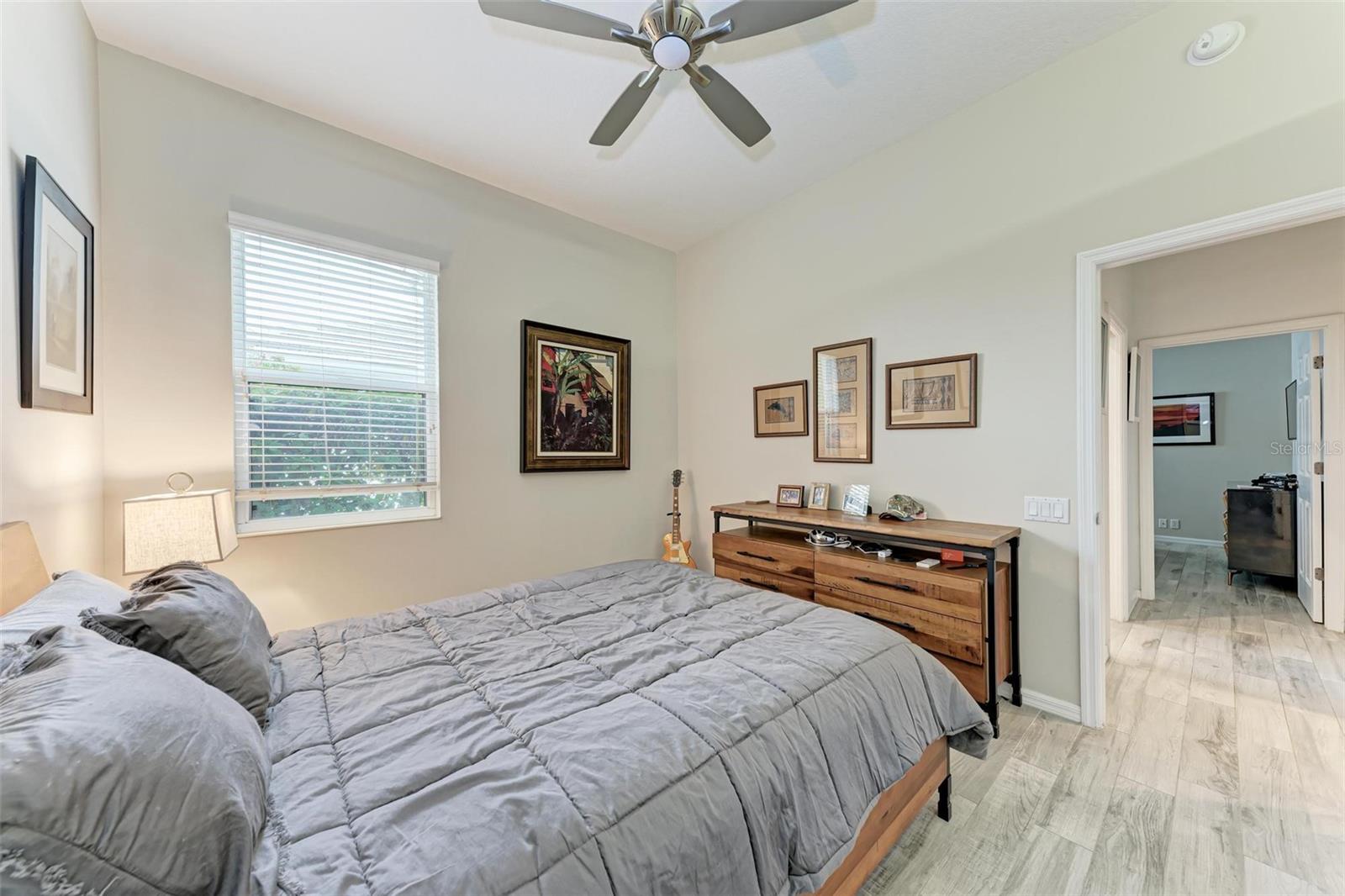 Image 31 of 50 For 7419 Roxye Lane