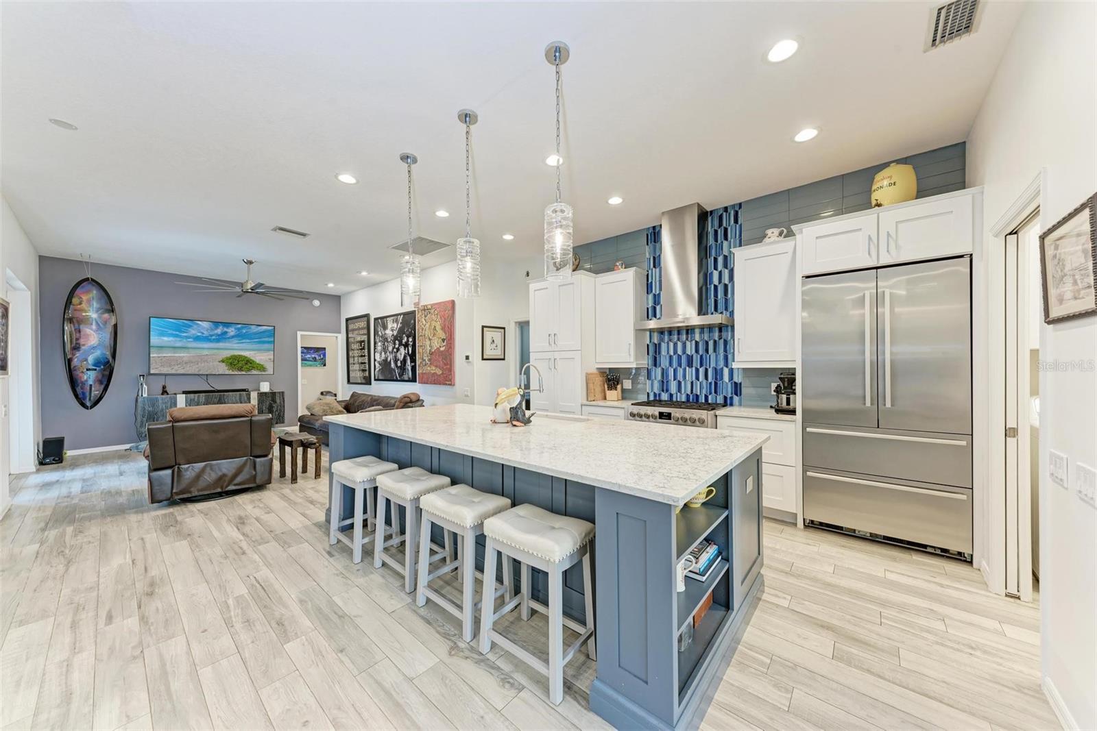 Image 6 of 50 For 7419 Roxye Lane