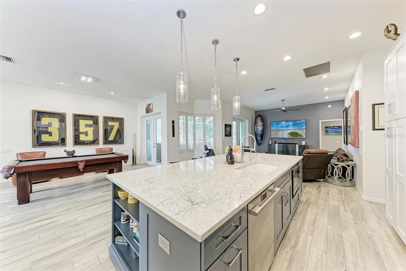 Image 7 of 50 For 7419 Roxye Lane