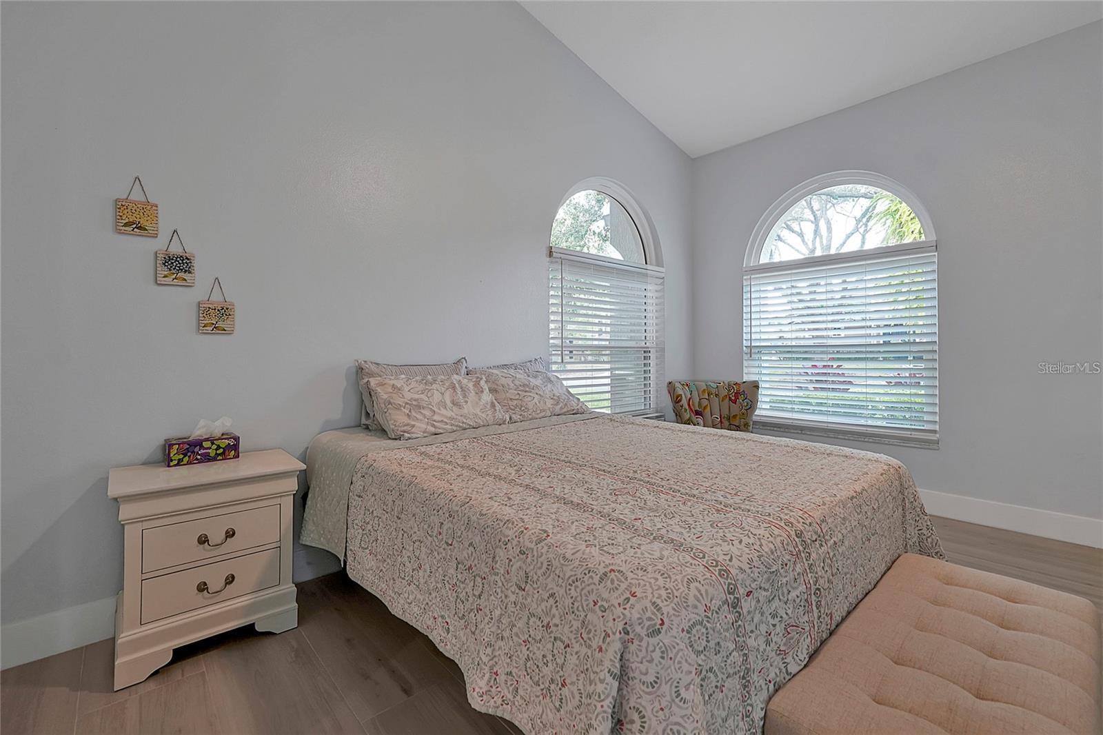 Image 33 of 74 For 7705 Apple Tree Circle