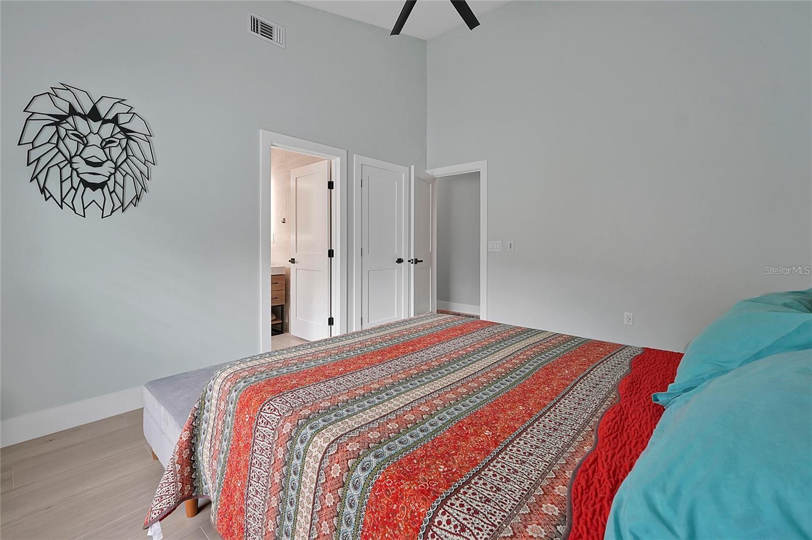 Image 40 of 74 For 7705 Apple Tree Circle