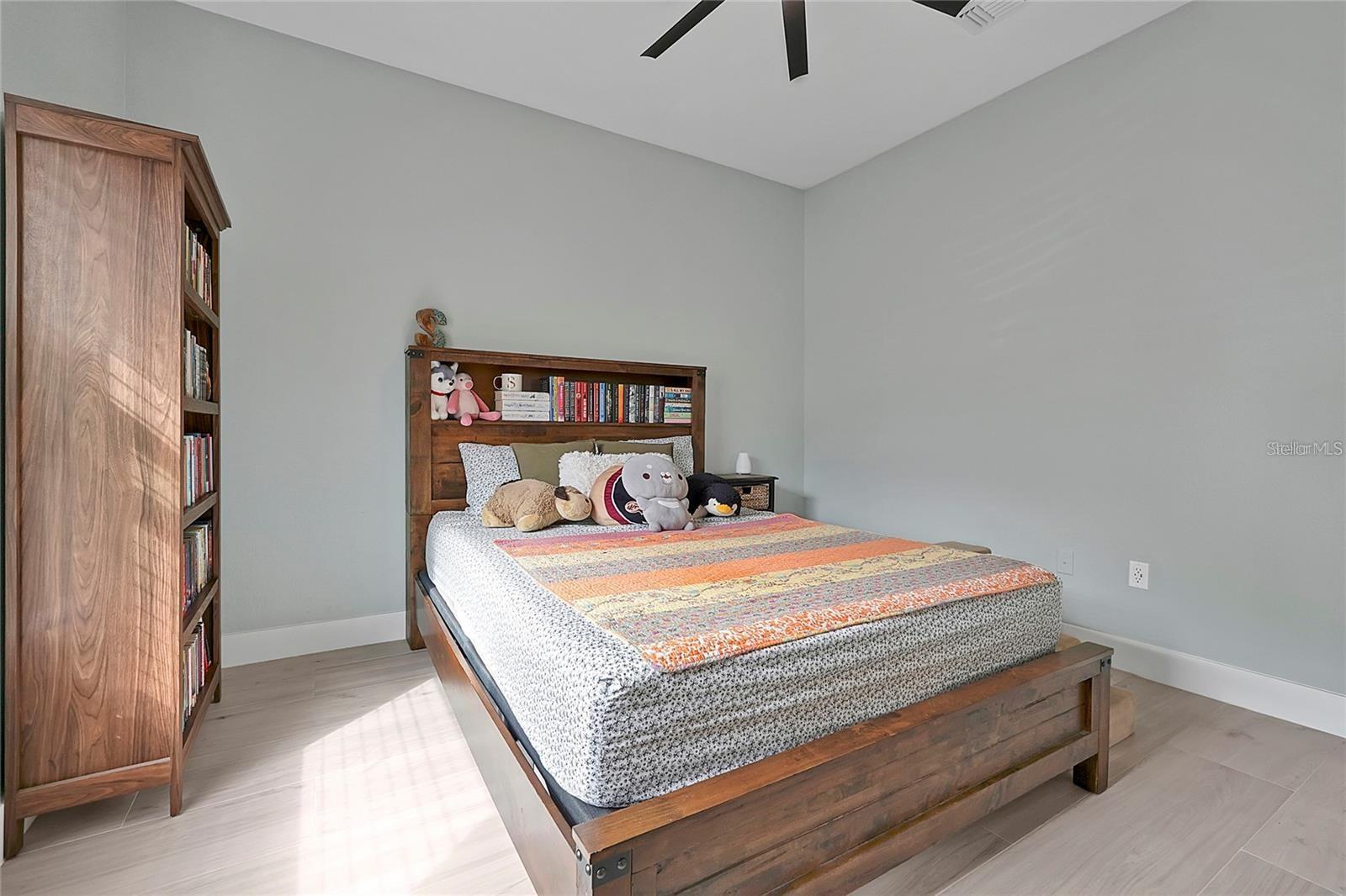 Image 45 of 74 For 7705 Apple Tree Circle