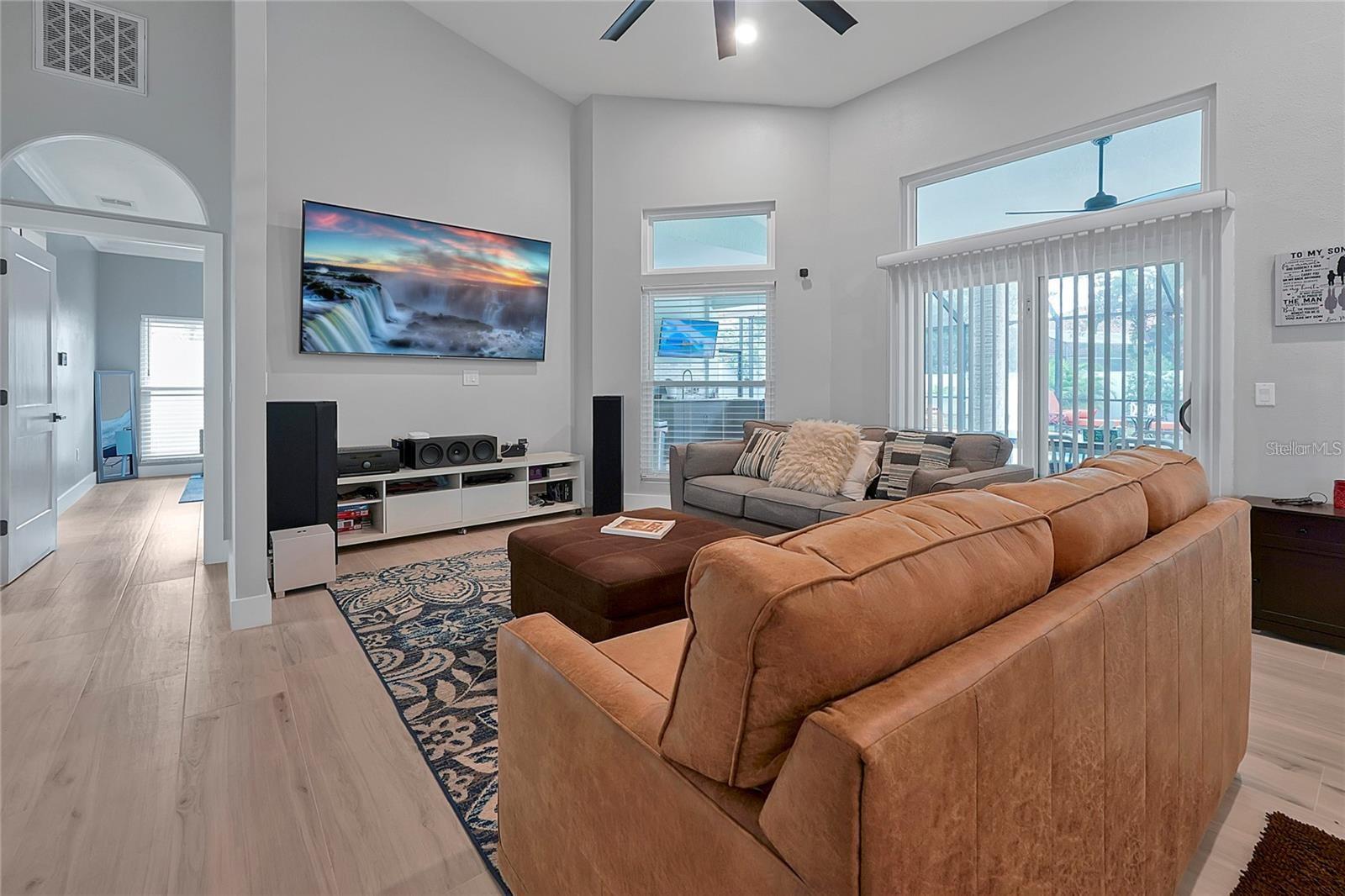 Image 7 of 74 For 7705 Apple Tree Circle