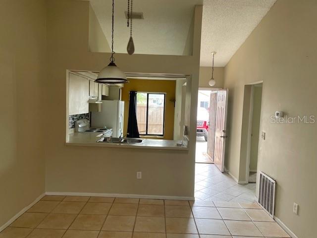 Image 3 of 14 For 2920 Eastern Willow Avenue