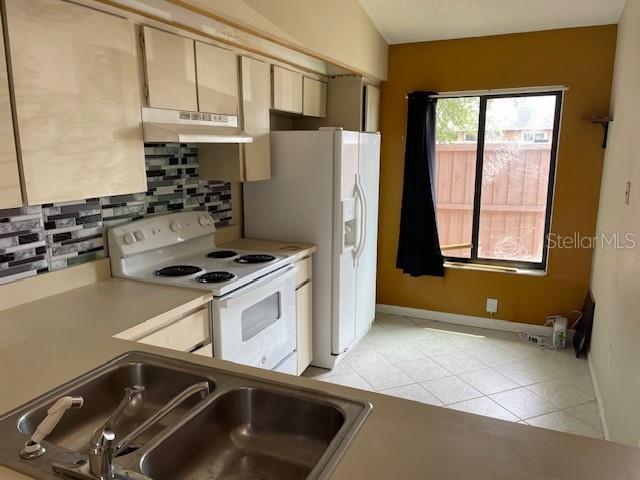 Image 8 of 14 For 2920 Eastern Willow Avenue