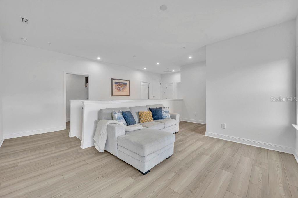 Image 17 of 33 For 14011 Centerline Drive