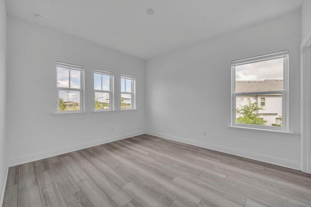 Image 19 of 33 For 14011 Centerline Drive