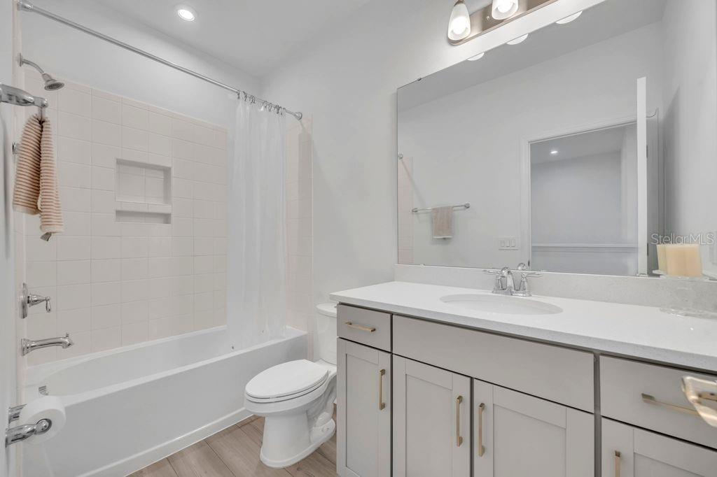 Image 20 of 33 For 14011 Centerline Drive