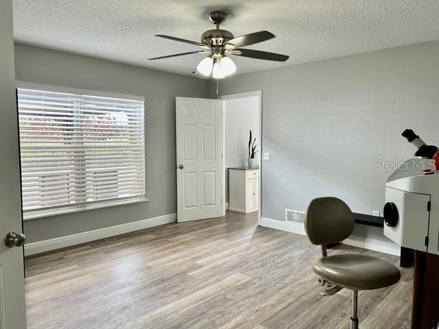 Image 11 of 29 For 898 Farrington Drive