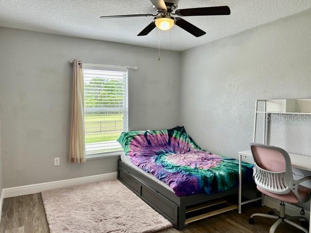 Image 18 of 29 For 898 Farrington Drive