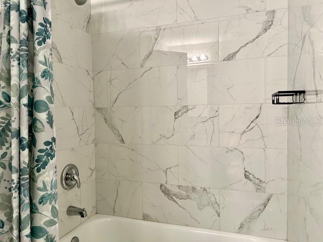 Image 21 of 29 For 898 Farrington Drive