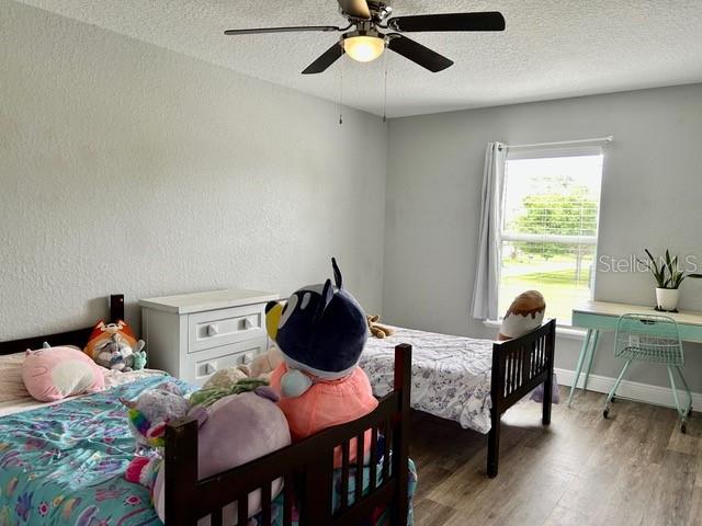 Image 22 of 29 For 898 Farrington Drive