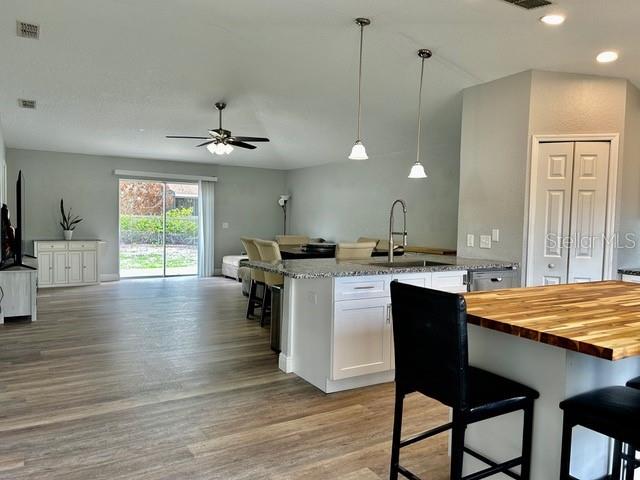 Image 3 of 29 For 898 Farrington Drive